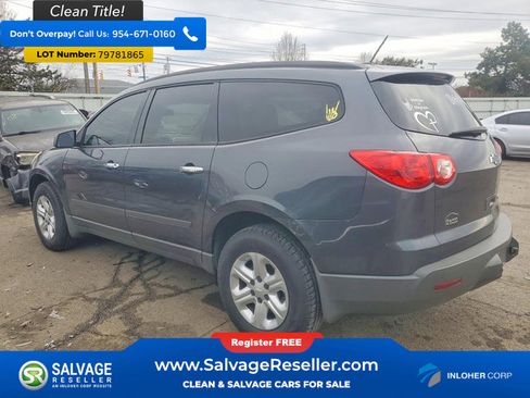 Used 2012 Chevrolet Traverse LS image 3