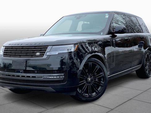 Used 2024 Land Rover Range Rover SE image 1