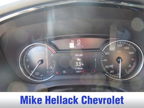 Used 2025 Cadillac XT5 Premium Luxury image 13