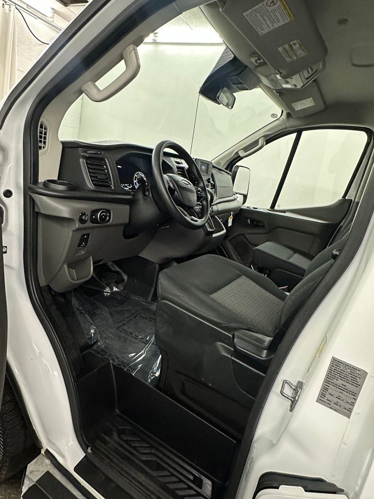 Used 2025 Ford Transit 250 Low Roof w/ Exterior Upgrade Package RWD image 9