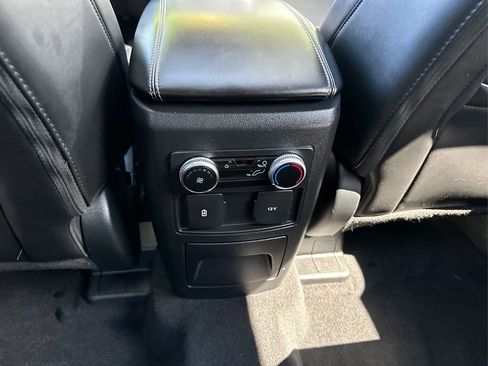 Certified 2022 Ford Explorer XLT w/ Equipment Group 202A image 21