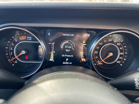 Used 2023 Jeep Wrangler Willys image 16