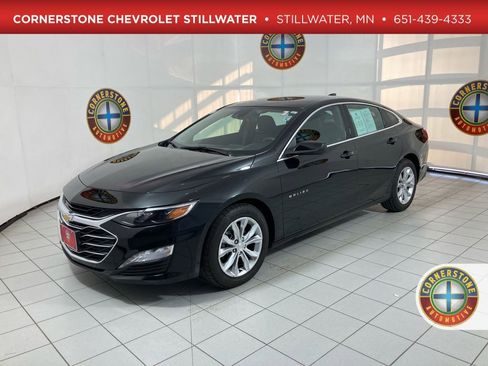 Used 2024 Chevrolet Malibu LT image 1