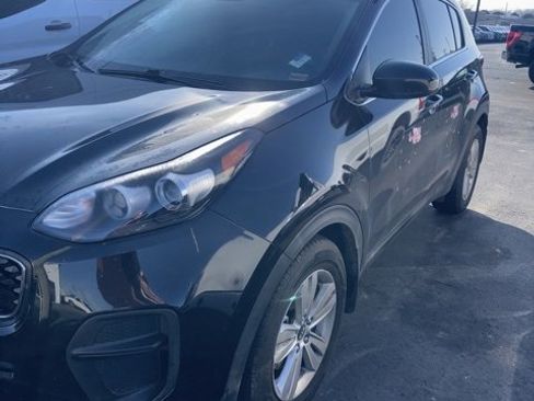 Used 2019 Kia Sportage LX image 1