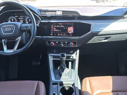 Used 2022 Audi Q3 2.0T Premium image 17