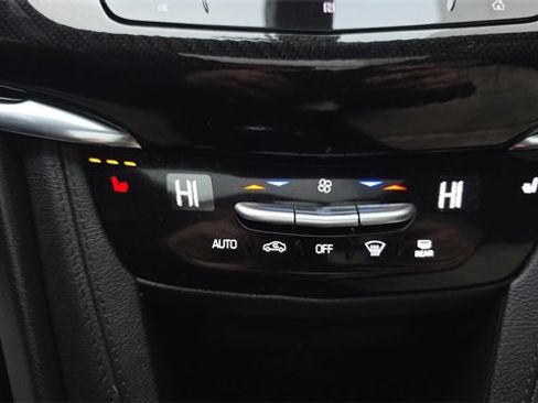 Used 2020 Cadillac XT6 Sport image 23