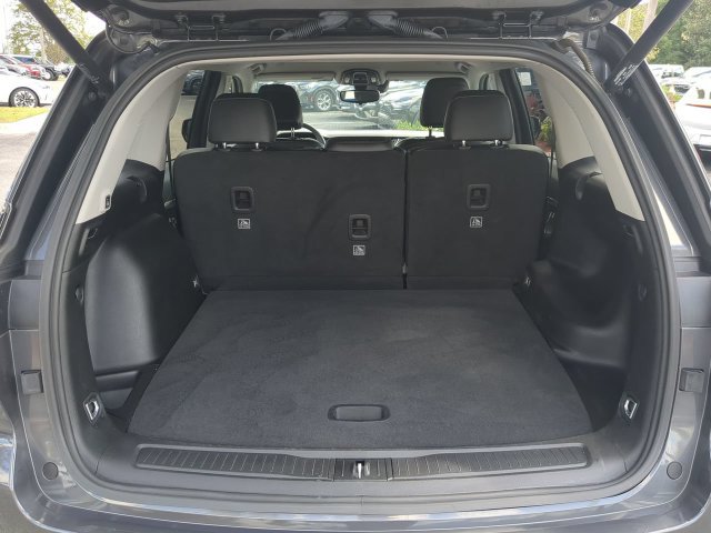 Certified 2023 Jeep Grand Cherokee Limited w/ Trailer Tow Prep Group (B) AWD/4WD image 14