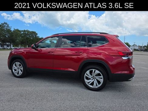 Used 2021 Volkswagen Atlas SE w/ Panoramic Sunroof Package FWD image 5