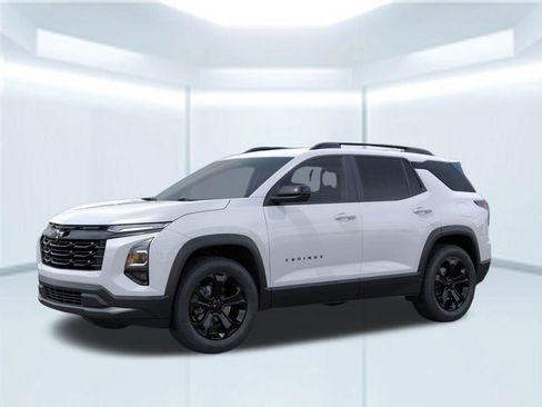 New 2026 Chevrolet Equinox LT image 2