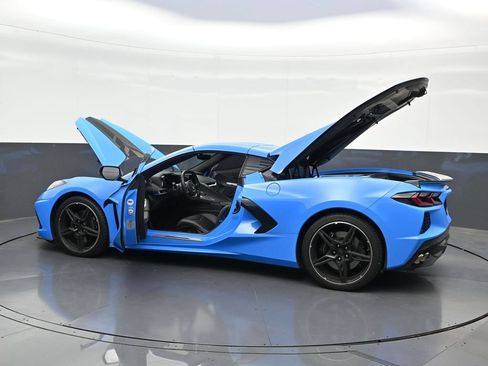 Used 2024 Chevrolet Corvette Stingray Coupe w/ Z51 Performance Package RWD image 34