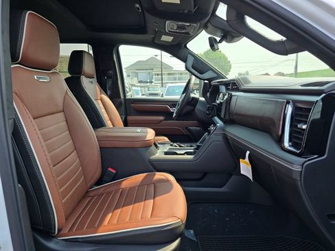 New 2026 GMC Sierra 2500 Denali Ultimate AWD/4WD image 10
