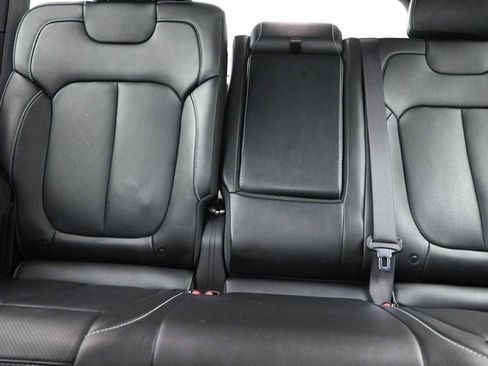 Used 2023 Jeep Grand Cherokee Overland image 16