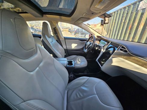 Used 2013 Tesla Model S Performance image 8