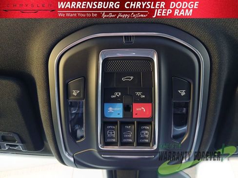 New 2025 Jeep Grand Cherokee L Limited w/ Luxury Tech Group II image 27