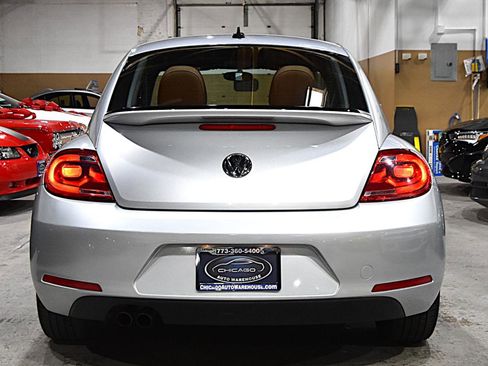 Used 2015 Volkswagen Beetle 1.8T Classic FWD image 5