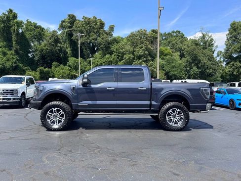 Used 2021 Ford F150 Lariat w/ Equipment Group 502A High AWD/4WD image 3