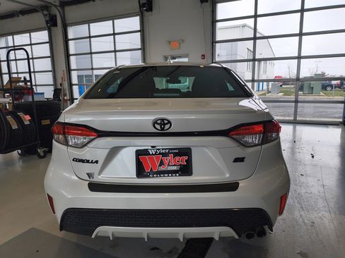 Used 2022 Toyota Corolla SE image 5