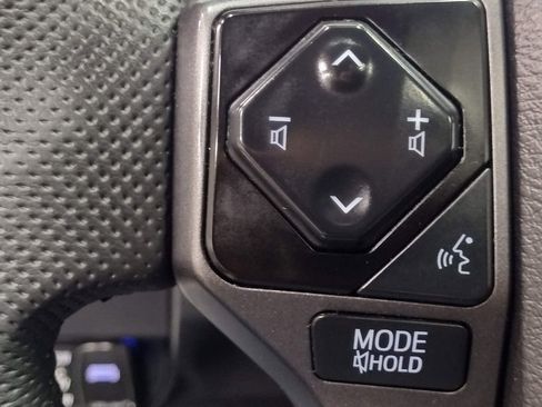 Used 2022 Toyota Tacoma TRD Pro AWD/4WD image 26