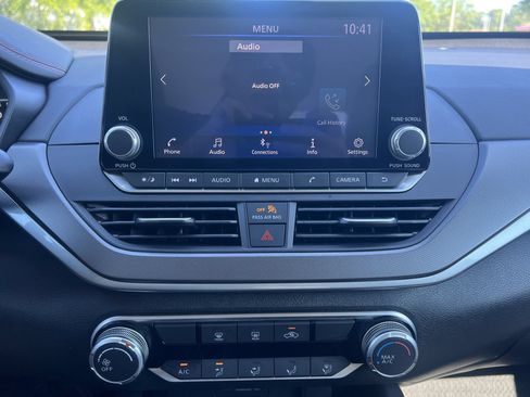 Certified 2024 Nissan Altima 2.5 SR FWD image 6