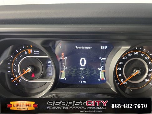 New 2025 Jeep Gladiator Mojave image 16