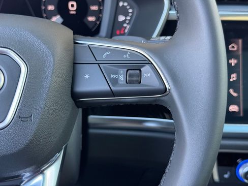 New 2025 Audi Q3 2.0T Premium image 30