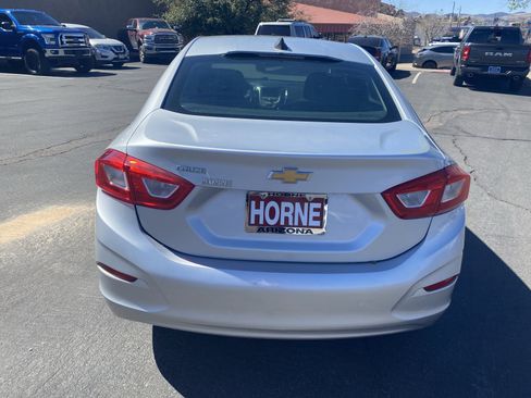 Used 2017 Chevrolet Cruze LS image 3