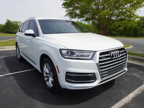 Used 2017 Audi Q7 2.0T Premium AWD/4WD image 4