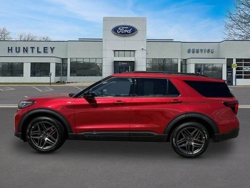 Used 2025 Ford Explorer ST-Line w/ Premium Package AWD/4WD image 6