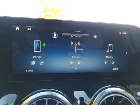 New 2026 Mercedes-Benz GLA 250 image 23