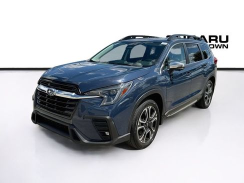 Used 2023 Subaru Ascent Limited w/ Technology Package AWD/4WD image 3