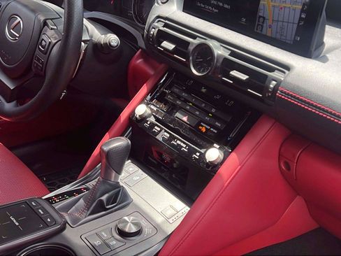 Used 2023 Lexus IS 500 RWD image 18