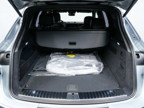 New 2026 Porsche Cayenne GTS image 29