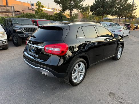 Used 2019 Mercedes-Benz GLA 250 4MATIC image 6