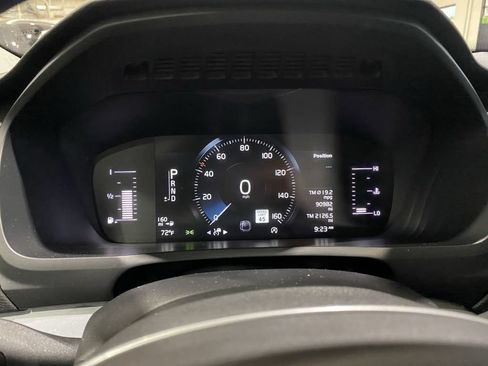 Used 2018 Volvo XC90 T5 Momentum w/ Convenience Package AWD/4WD image 13