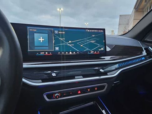 Used 2025 BMW X5 xDrive40i w/ Climate Comfort Package image 28