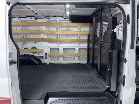 Used 2019 Ford Transit 250 130 Low Roof w/ Exterior Upgrade Package image 18