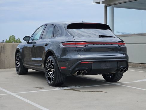 Certified 2023 Porsche Macan S AWD/4WD image 3