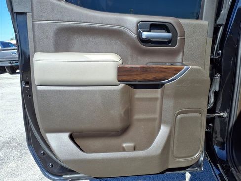 Used 2019 GMC Sierra 1500 SLT image 22