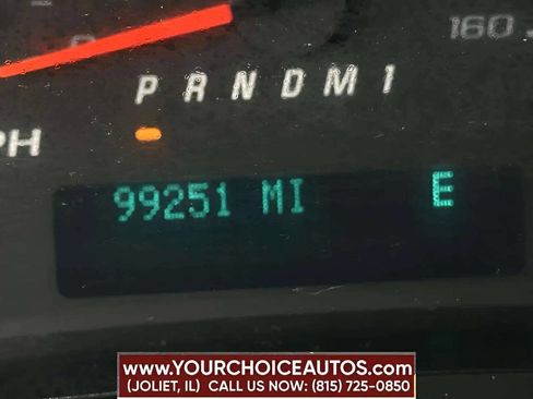 Used 2016 Chevrolet Express 2500 image 10