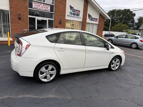 Used 2012 Toyota Prius Two FWD image 6
