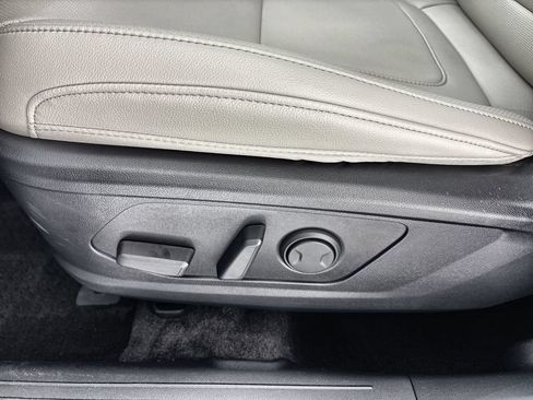 Used 2025 Hyundai Tucson SEL FWD image 14