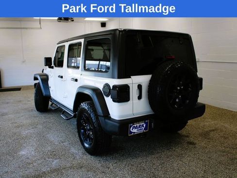 Used 2021 Jeep Wrangler Unlimited Sport image 3