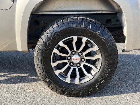 Used 2008 GMC Sierra 1500 SLT w/ All-Terrain Package RWD image 14