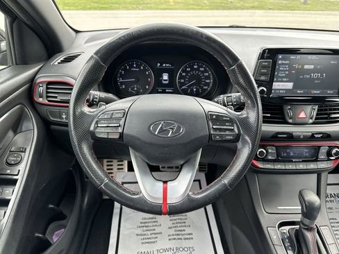 Used 2018 Hyundai Elantra GT Sport FWD image 14