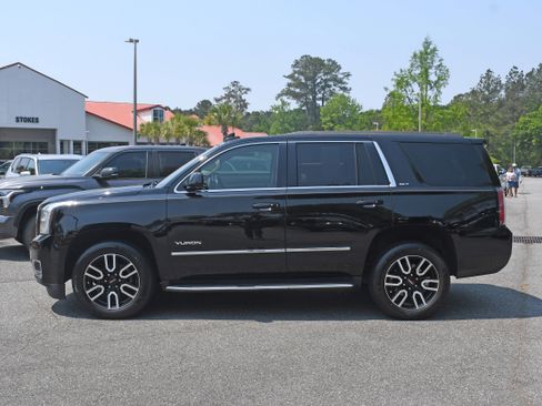 Used 2018 GMC Yukon SLT w/ Open Road Package RWD image 2