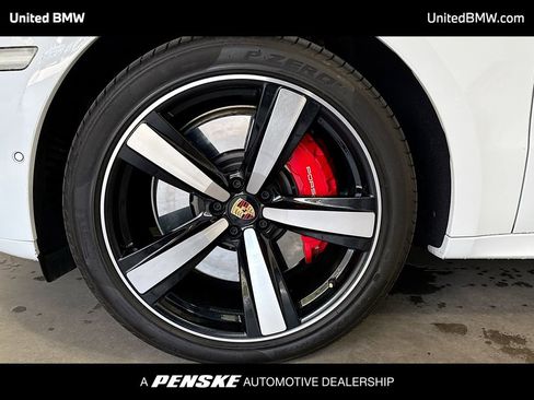 Used 2023 Porsche Macan GTS image 2