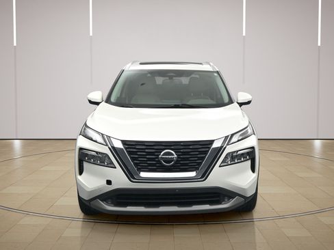 Used 2021 Nissan Rogue SL AWD/4WD image 2