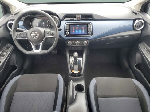 Used 2025 Nissan Versa SV FWD image 12