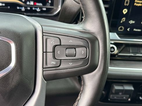 Used 2025 GMC Sierra 1500 SLT AWD/4WD image 30