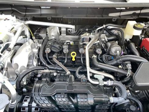 New 2025 Mitsubishi Outlander SEL image 27